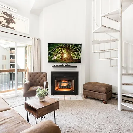 Snowcrest 300 Condo